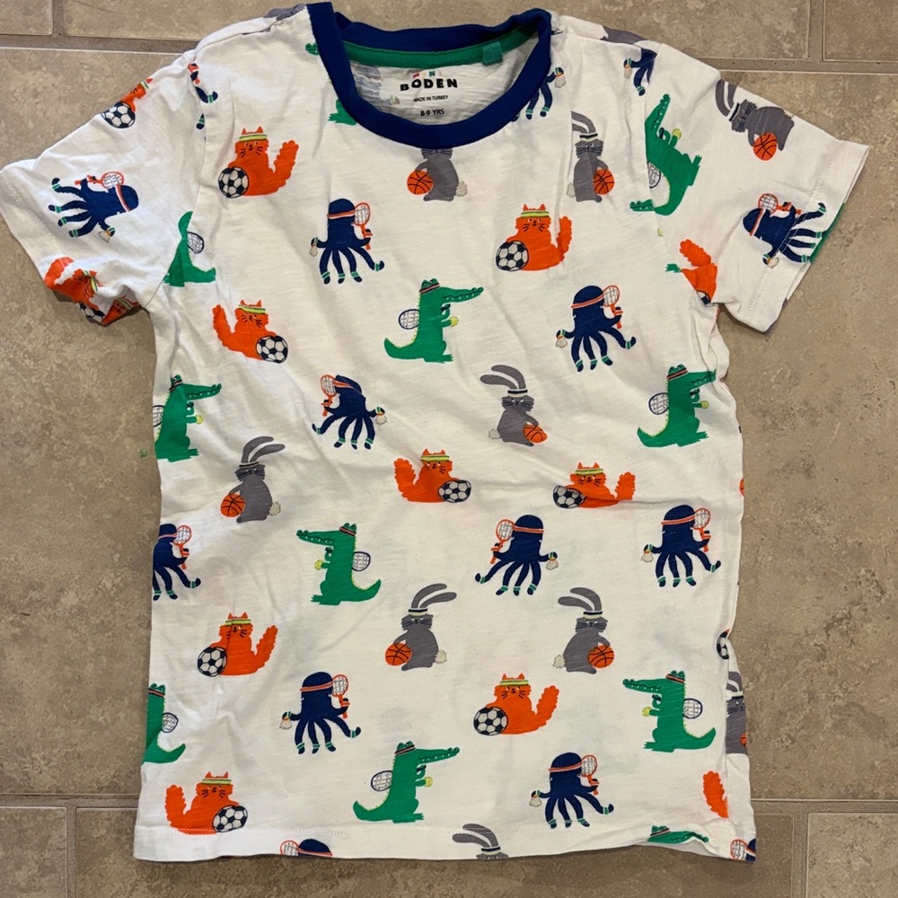 Boden White Short-Sleeve Tee with Colorful Animal Sports Print
